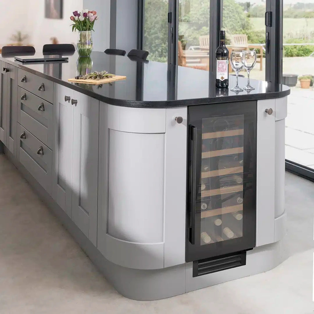 Undercounter Single Zone Wine Cooler